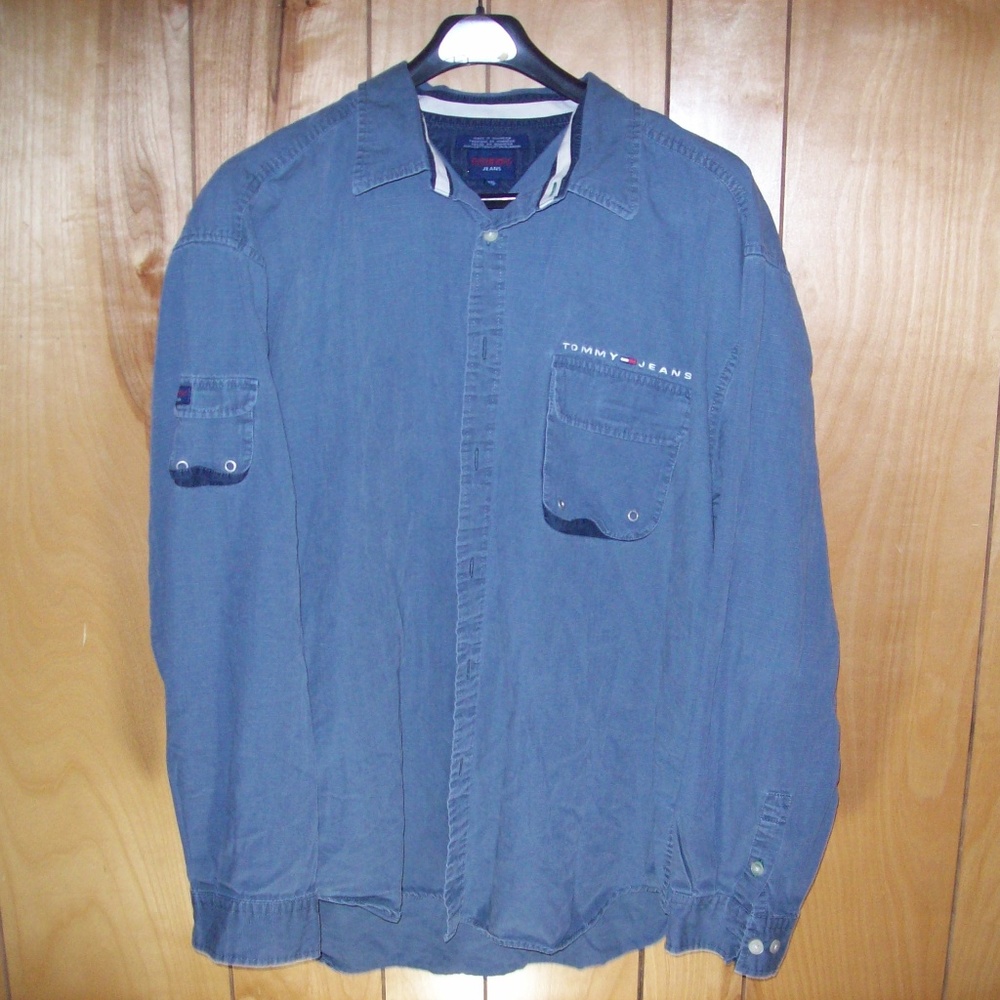 tommy jeans button up